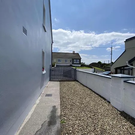 Beautiful 3-bed House In Co Clare 4* Milltown Malbay